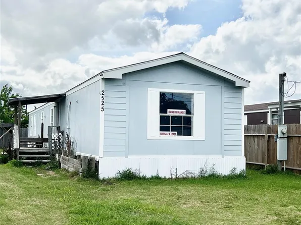 2525 Oyster Creek Bnd, Oyster Creek, TX 77541