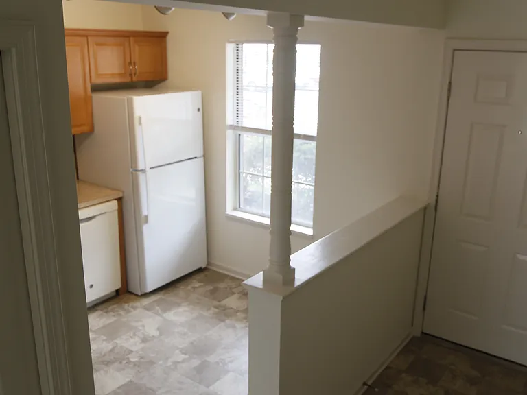 18 Ramsgate Ln — Photo 3