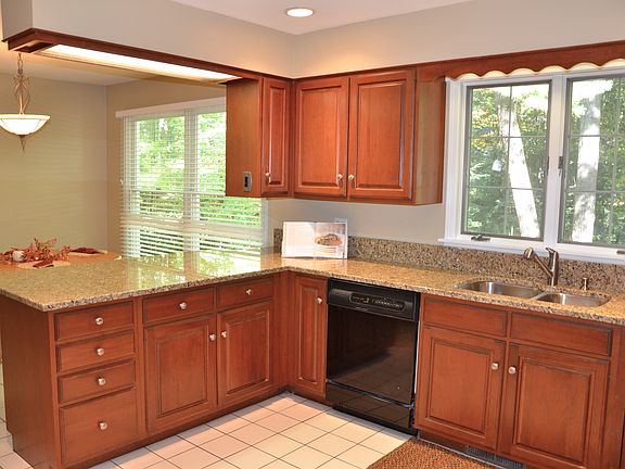 3rd image of 4308 Brambleridge Ln
