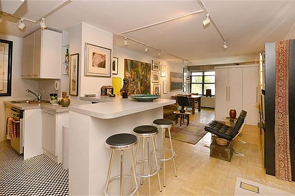 2nd image of 205 3rd Ave APT 3A