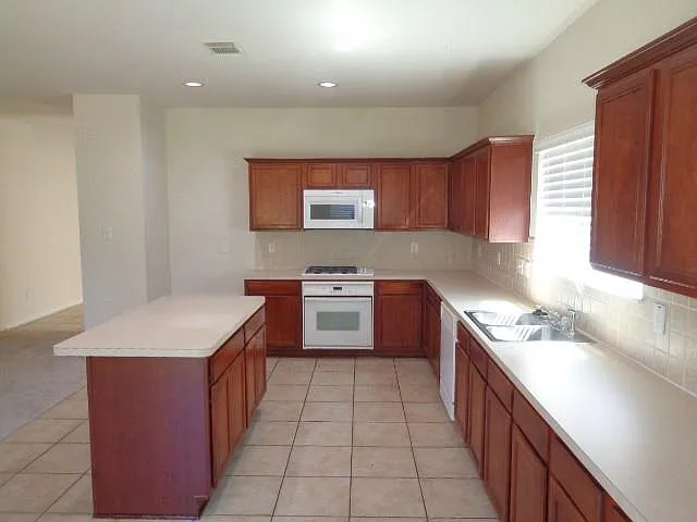 16715 Canyon Whisper Dr — Photo 5