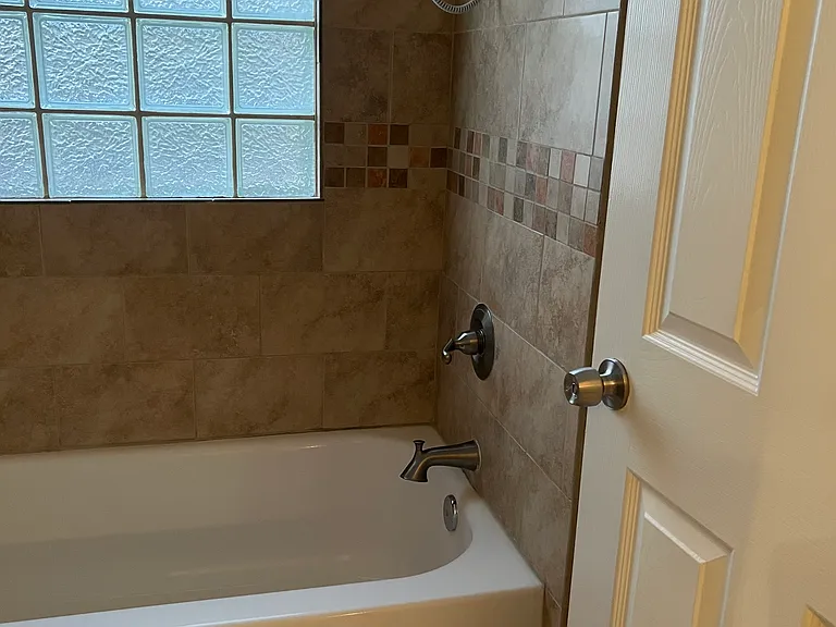 2848 E Brown Rd — Photo 21