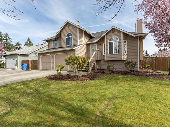 2nd image of 2317 19th Street Pl SE