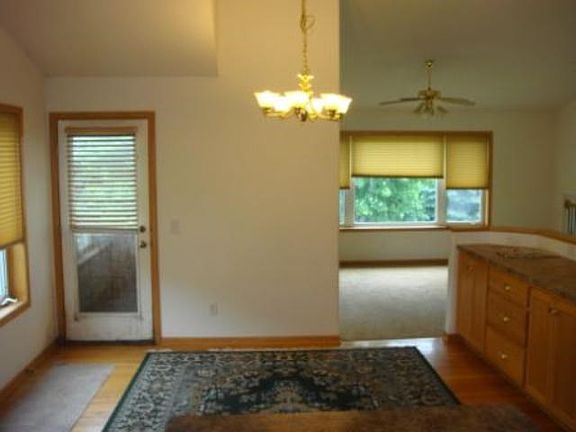 3rd image of 14724 Boysenberry Ct