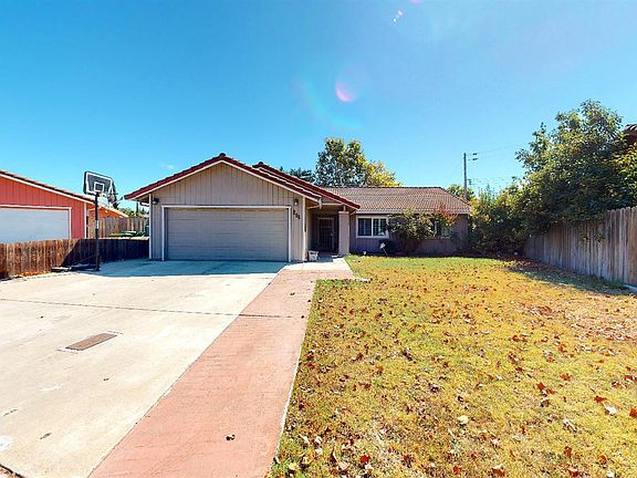 2nd image of 204 Santa Clara St