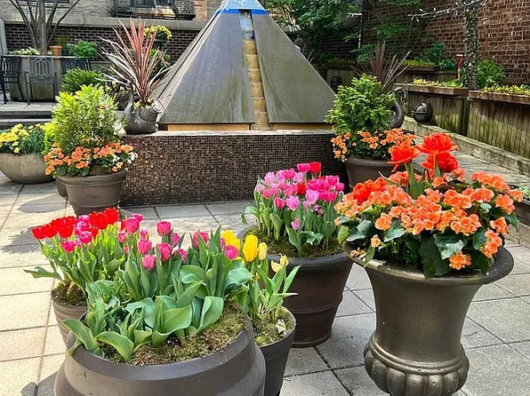 100 W 94th St APT 9D, New York, NY 10025