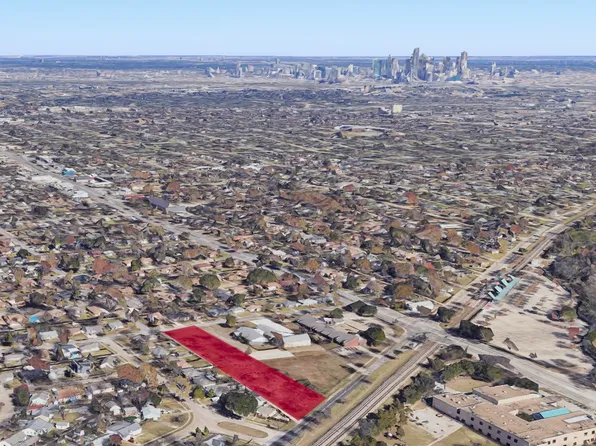 2438 Falls Dr, Dallas, TX 75211