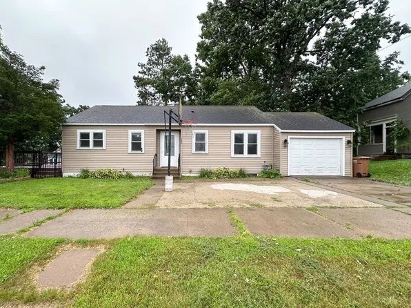 125 W Water St, Mondovi, WI 54755