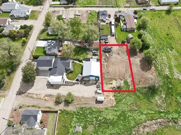 314 Hill Ln, Caldwell, ID 83605