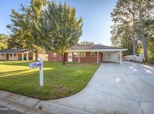 6357 Langland Dr, Ocean Springs, MS 39564