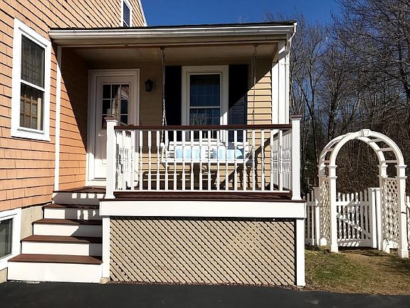 3rd image of 42 Todd Ln
