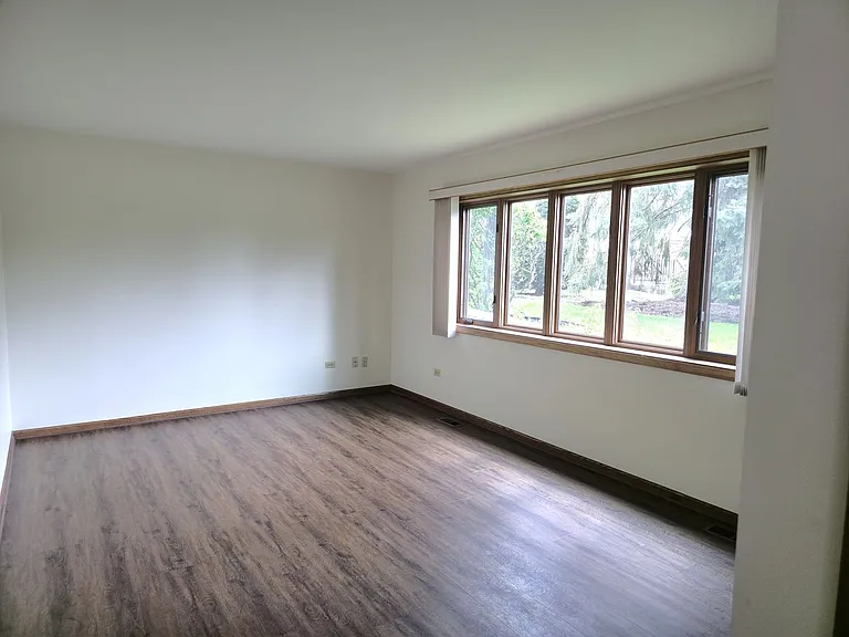 9234 Windsor Pkwy #0 — Photo 18