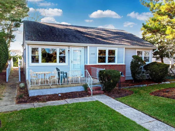 208 24th St, Brigantine, NJ 08203