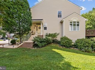 413 Woodstock Ln, Wilmington, DE