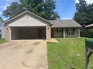 100 Lelia Ln, Searcy, AR 72143