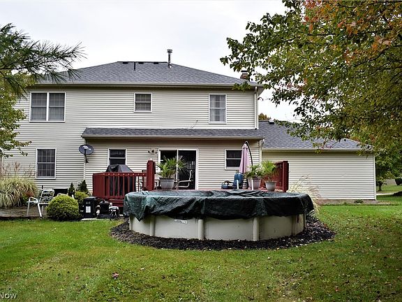3rd image of 16980 Greenwood Dr