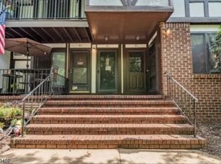 70J Farm Rd, Hillsborough, NJ 08844