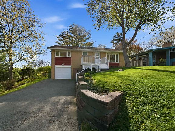 4th image of 26 Gateway Rd