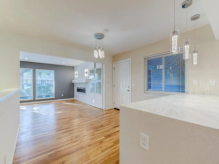814 Fernview Dr — Photo 17