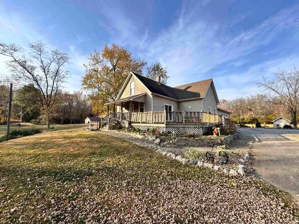 3092 W Delaware Rd, Logansport, IN 46947