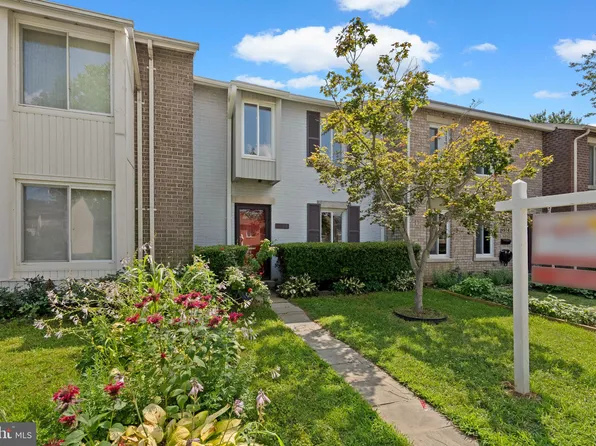 9512 Tippett Ln, Montgomery Village, MD 20886