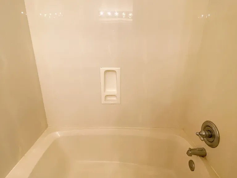 2805 NE Expy NE #C14 — Photo 11