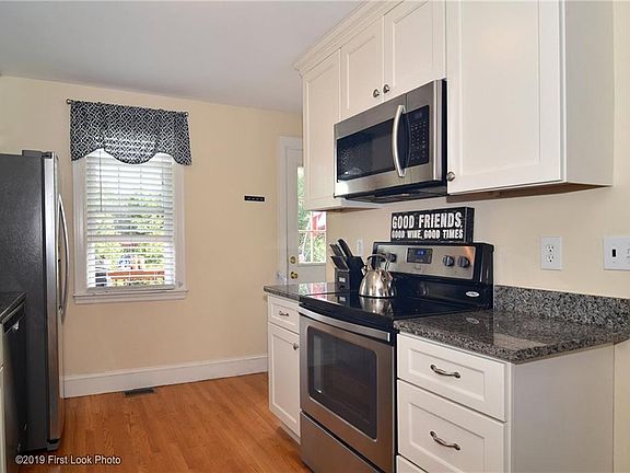 4th image of 67 Harwood St