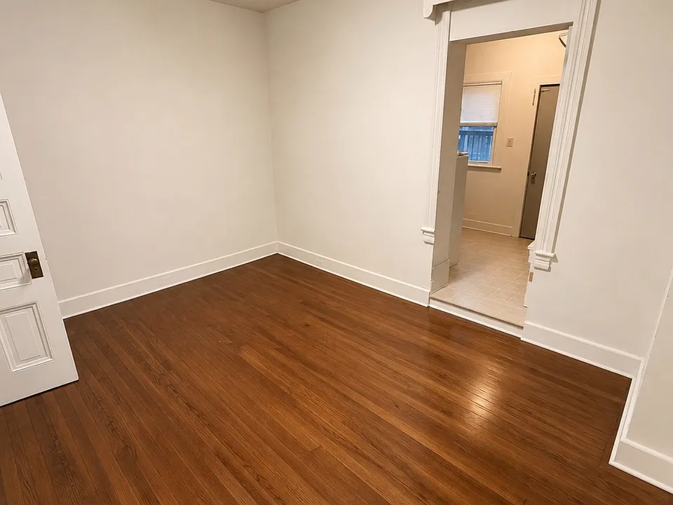 1 Broadway #1