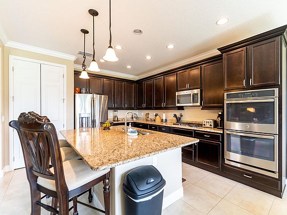 5th image of 11351 SW Aspen Ln