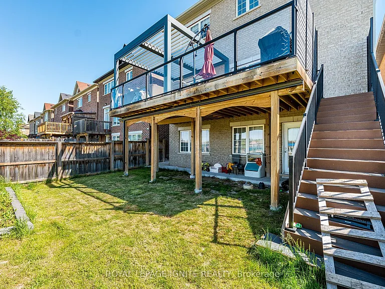 18 Monkton Cir — Photo 43