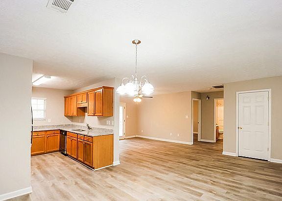 5th image of 19578 Randolph Pl #A-1
