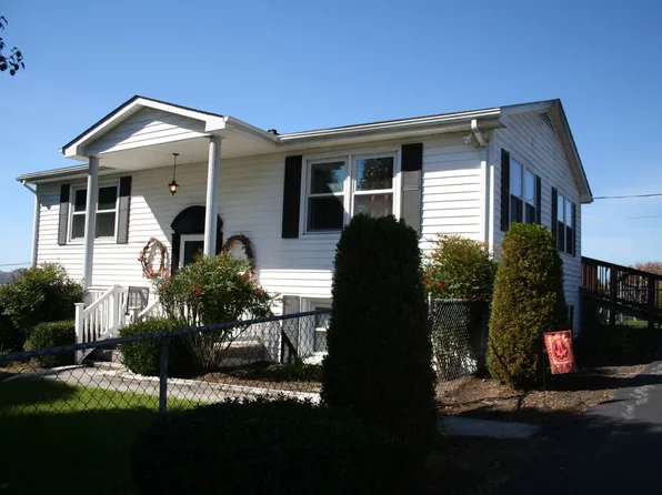 4465 Peak Creek Rd, Pulaski, VA 24301