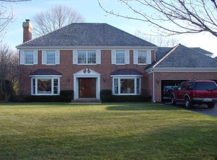 1331 Wild Rose Ln, Lake Forest, IL 60045