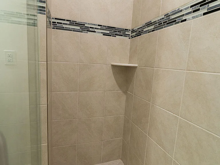 138 SW Carter Ave — Photo 47