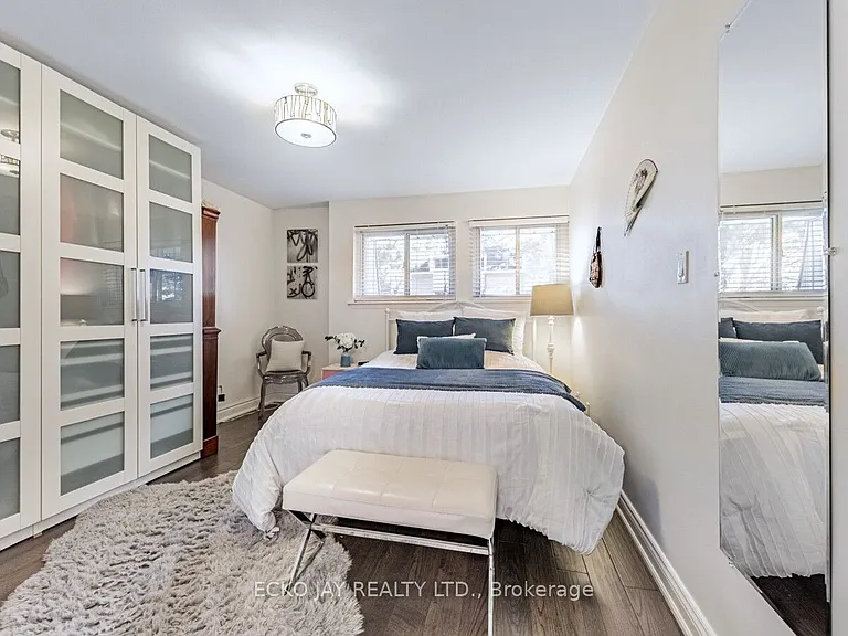 90 George Henry Blvd #17 — Photo 18