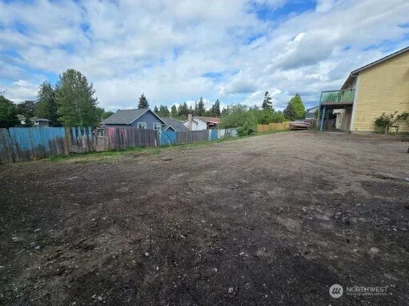 2628 NE 5th Ct, Renton, WA 98056