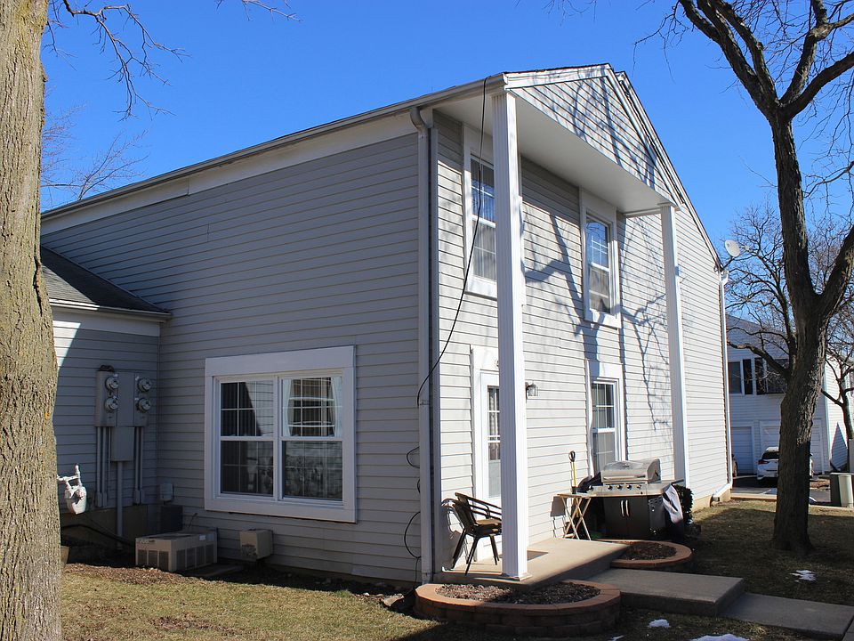 1st image of 493 Sidney Ave Unit B