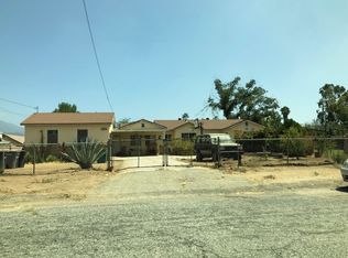 1015 4th St, Calimesa, CA 92320