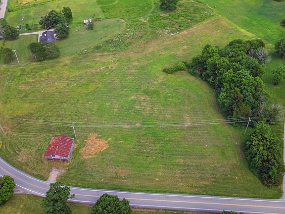 4th image of 10 Flat Creek Rd