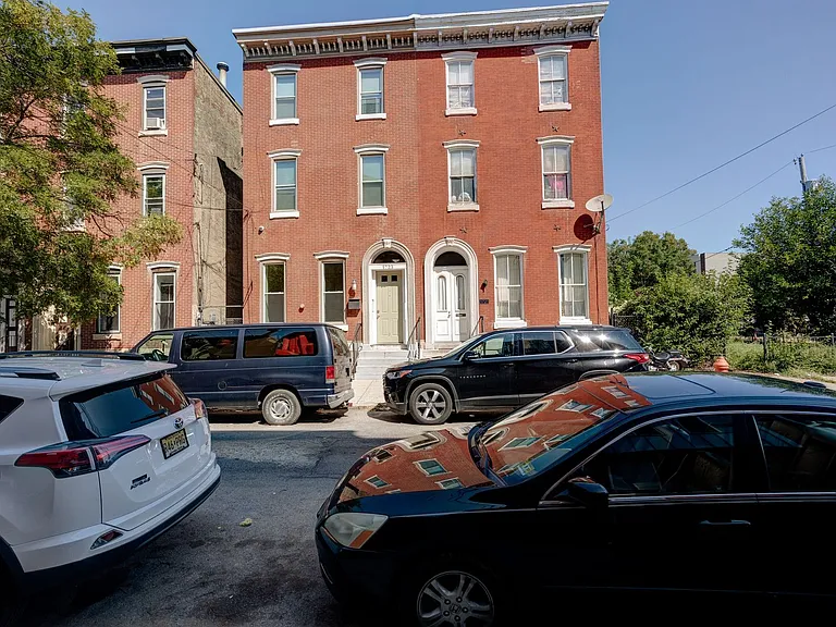 1723 Master St — Photo 23