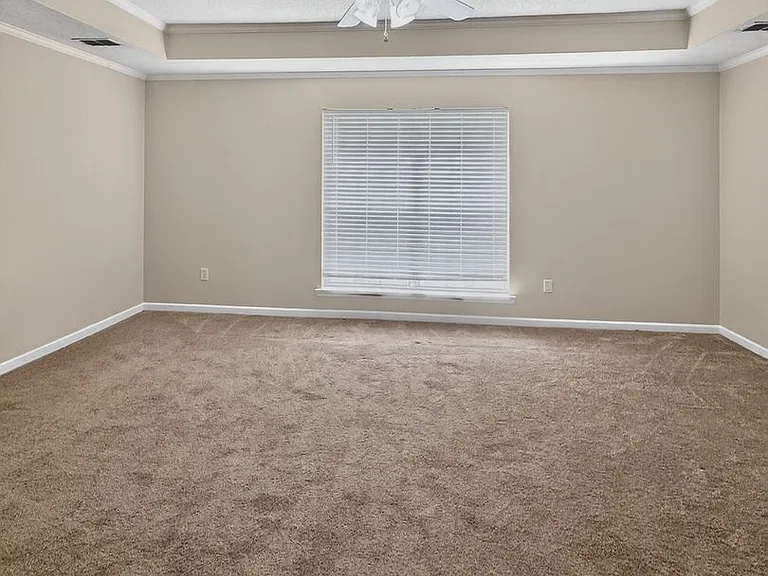 95 Shawn Ct — Photo 10