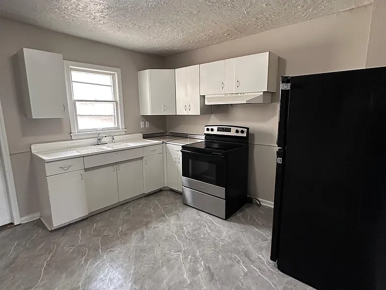 7405 Blue Ridge Blvd — Photo 15