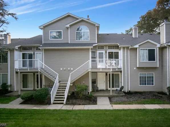 22 Cedar Ct, Bedminster Twp., NJ 07921
