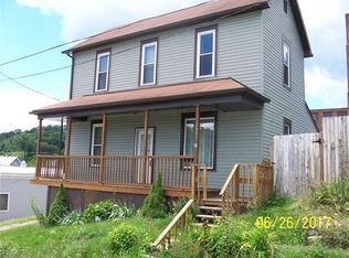 245 S Cumberland St, Waynesburg, PA 15370
