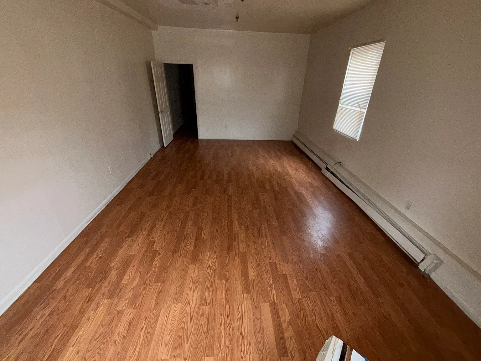 2 bed, 950 sqft, $2,395 — Photo 2