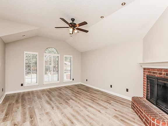 3rd image of 7007 Rovato Dr
