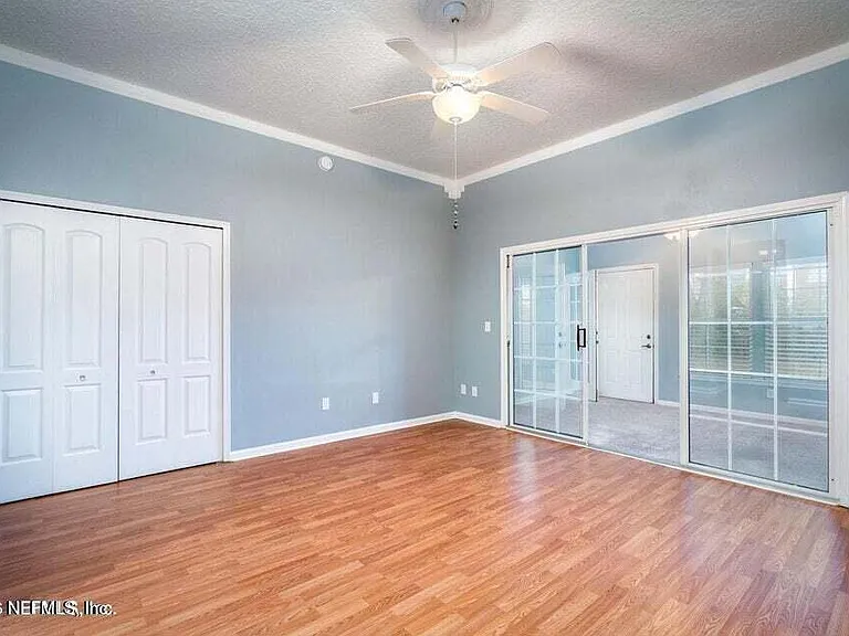 7820 Deerwood Point Ct — Photo 18