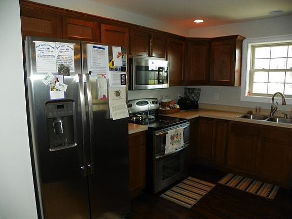 3rd image of 8118 Striper Ln