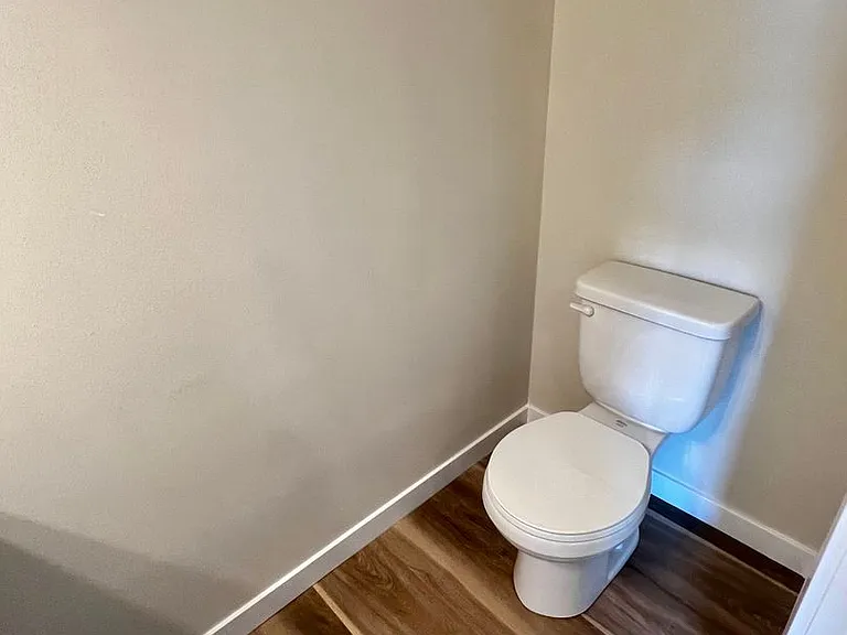 9218 Conroy Pl NW — Photo 7