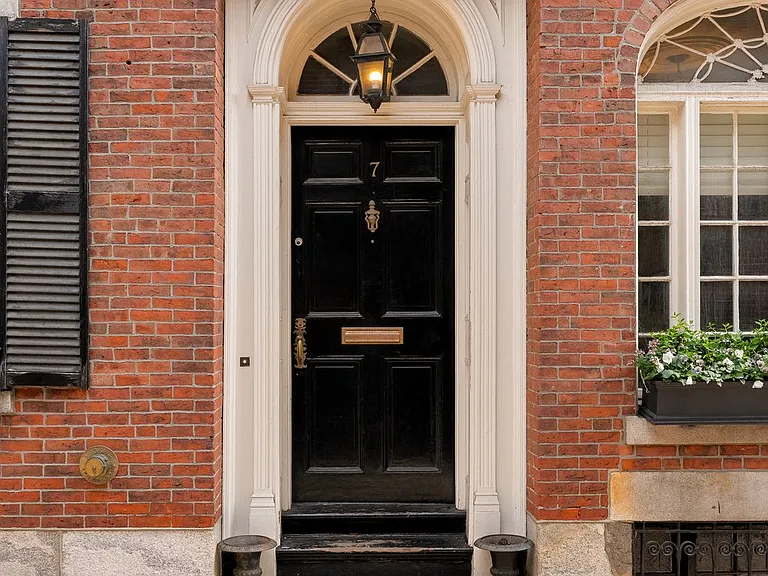 7 Acorn St — Photo 6
